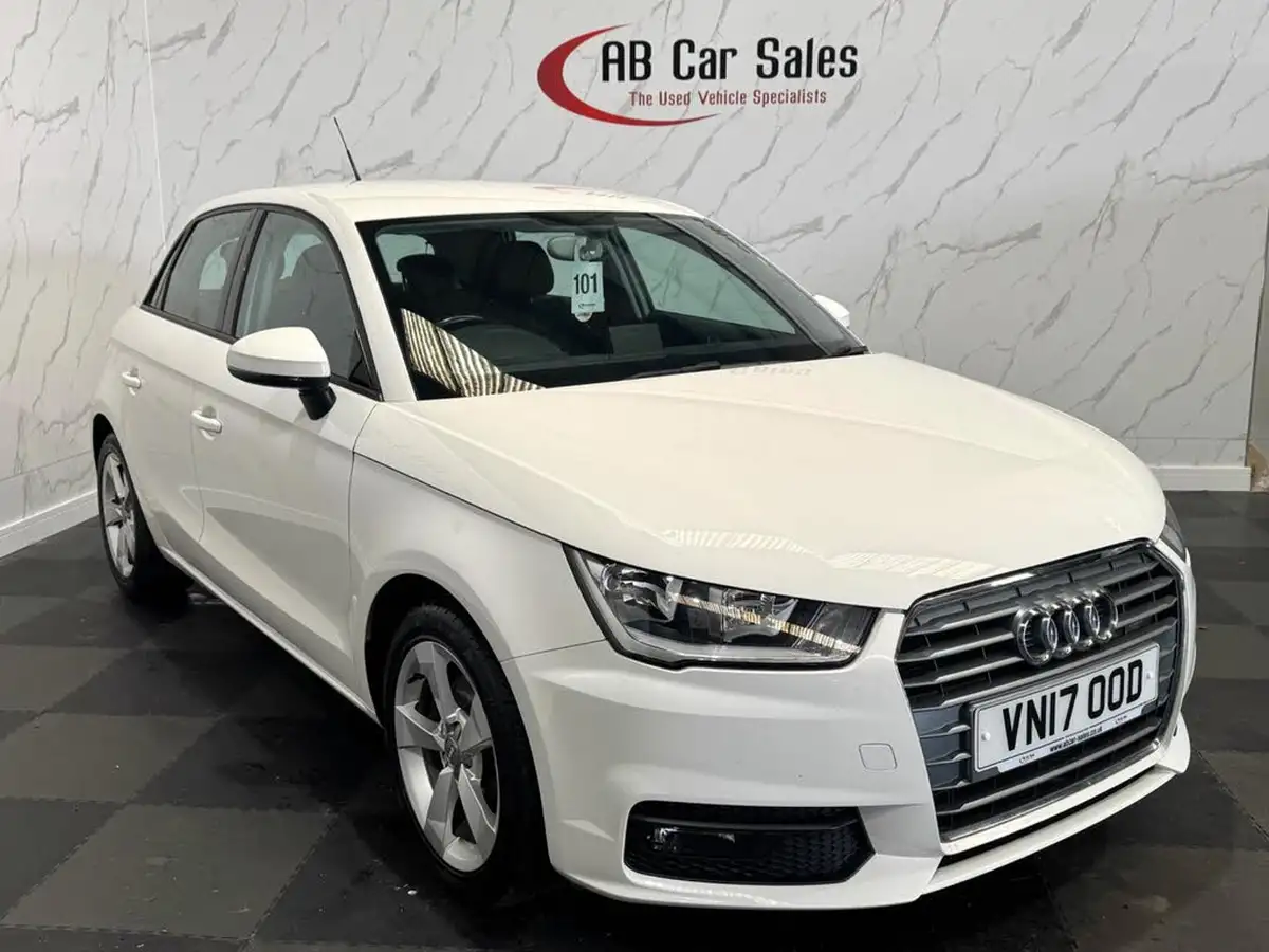 2017-audi-a1-14-tfsi-sportback-5d-big-5