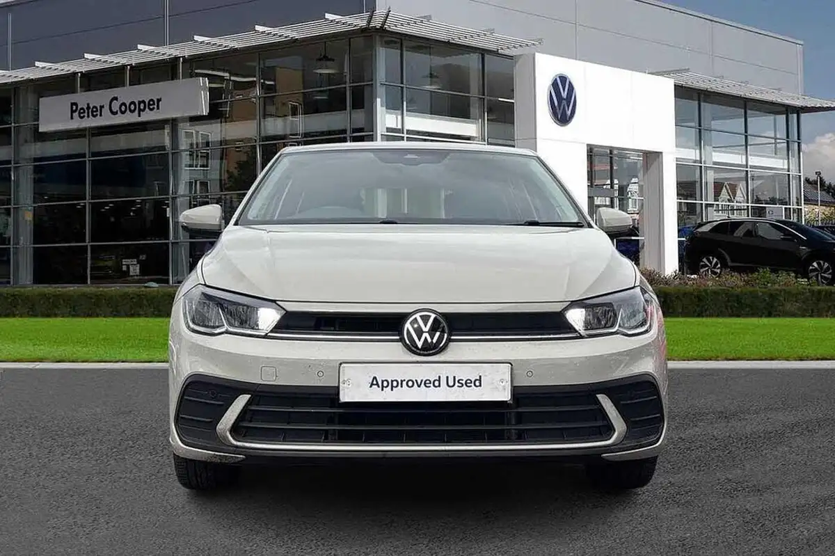 2022-volkswagen-polo-10-tsi-life-big-6