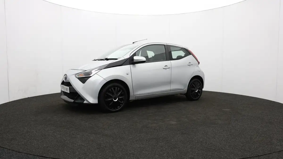 2019-toyota-aygo-10-vvt-i-x-play-big-56