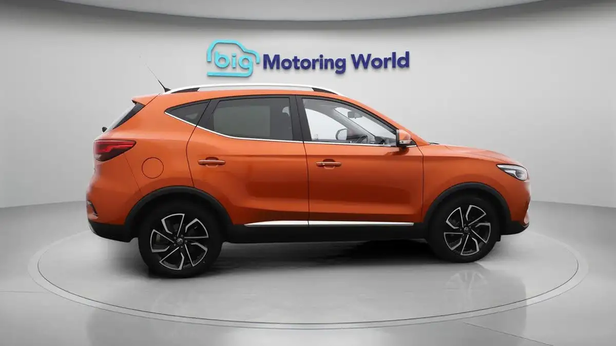 2023-mg-zs-suv-10t-gdi-exclusive-auto-big-8