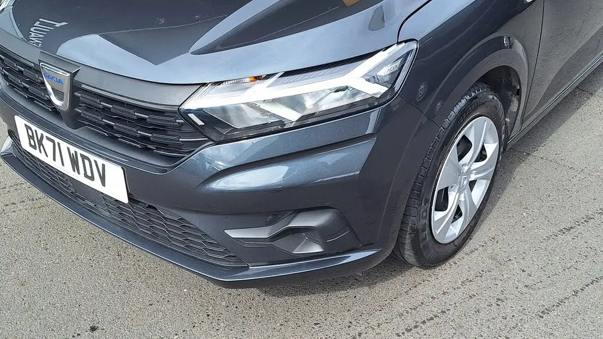 2021-dacia-sandero-10-sce-essential-big-6