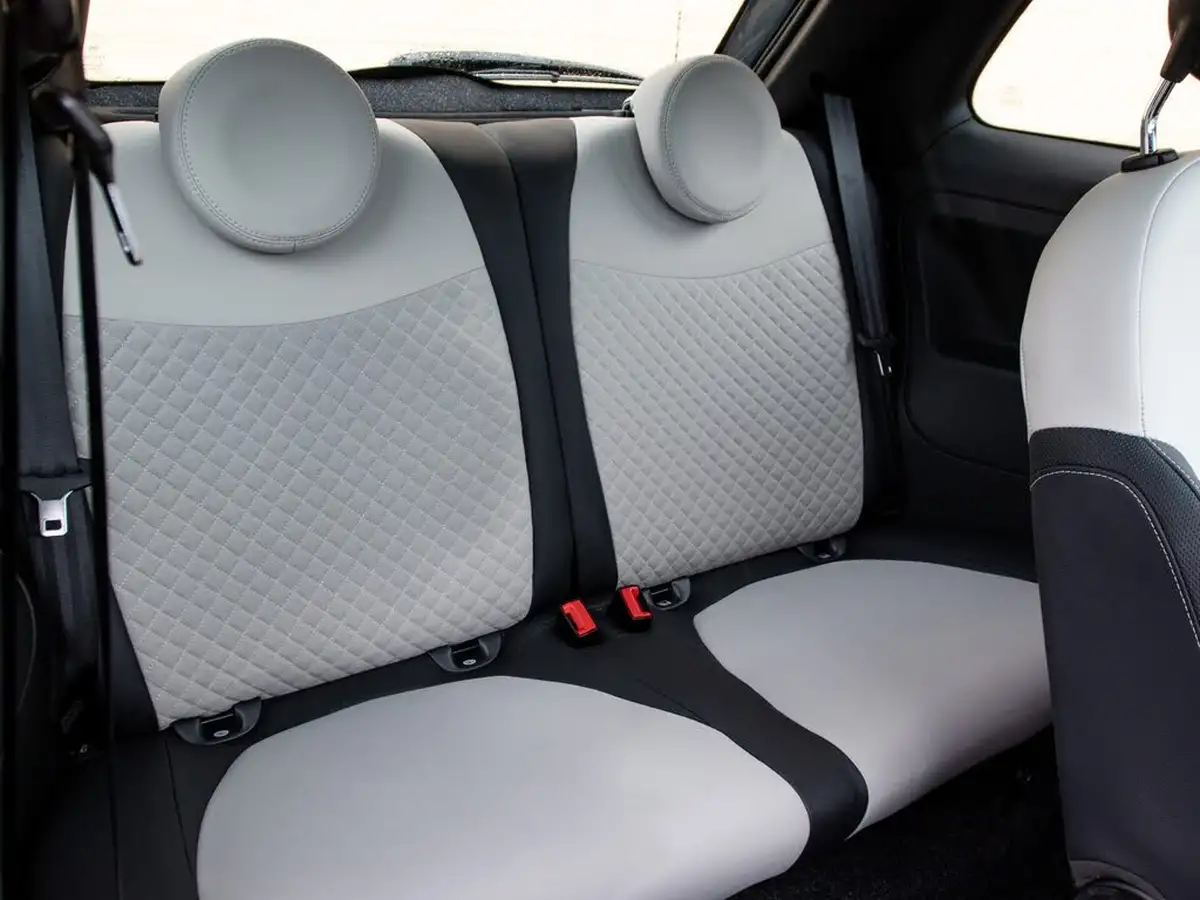 2022-fiat-500-10-dolcevita-big-32