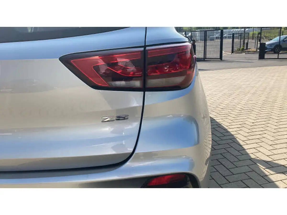 2021-mg-zs-suv-10t-gdi-exclusive-big-27