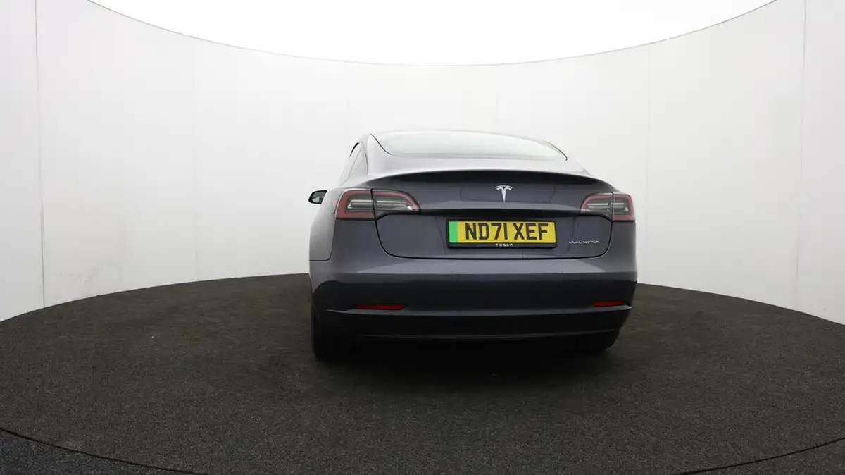 2021-tesla-model-3-e-long-range-awd-big-38