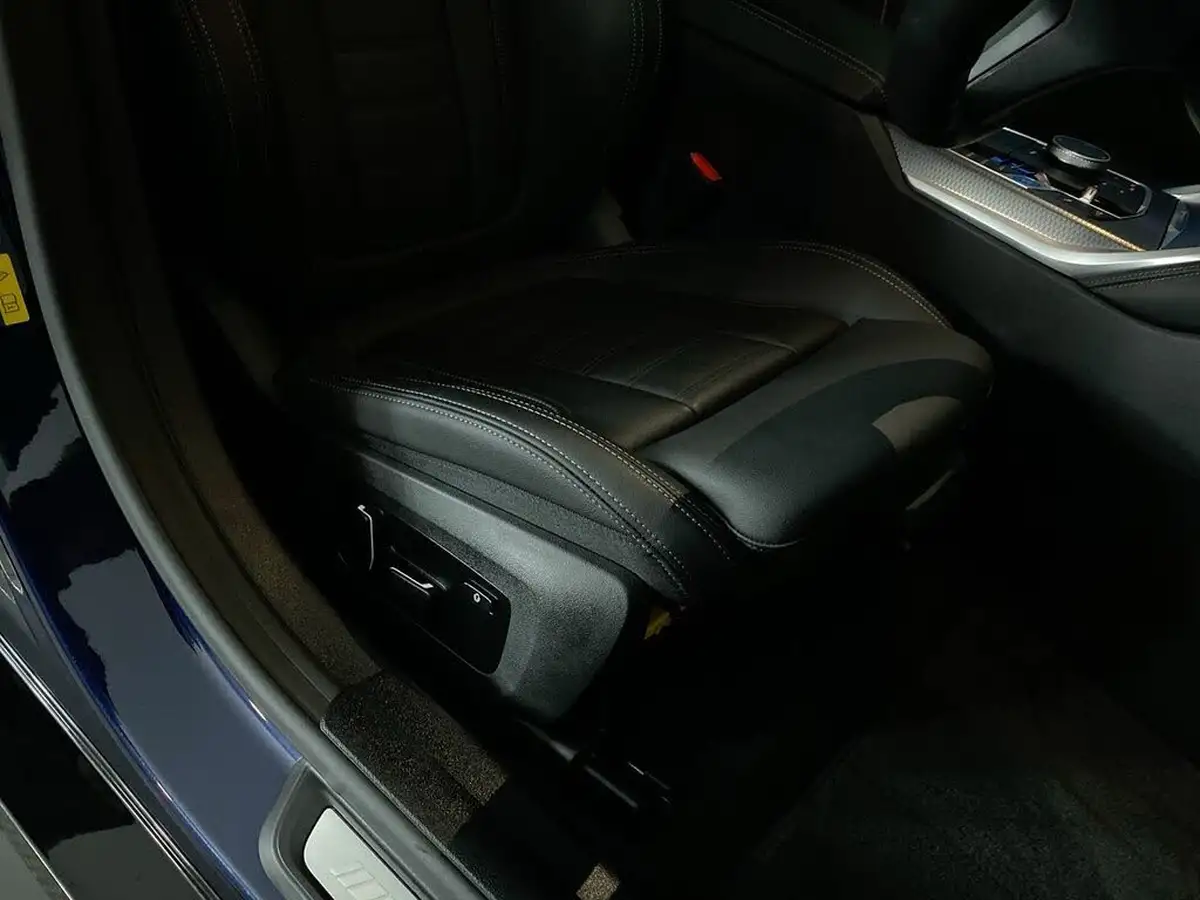 2024-bmw-i4-e-m50-big-25