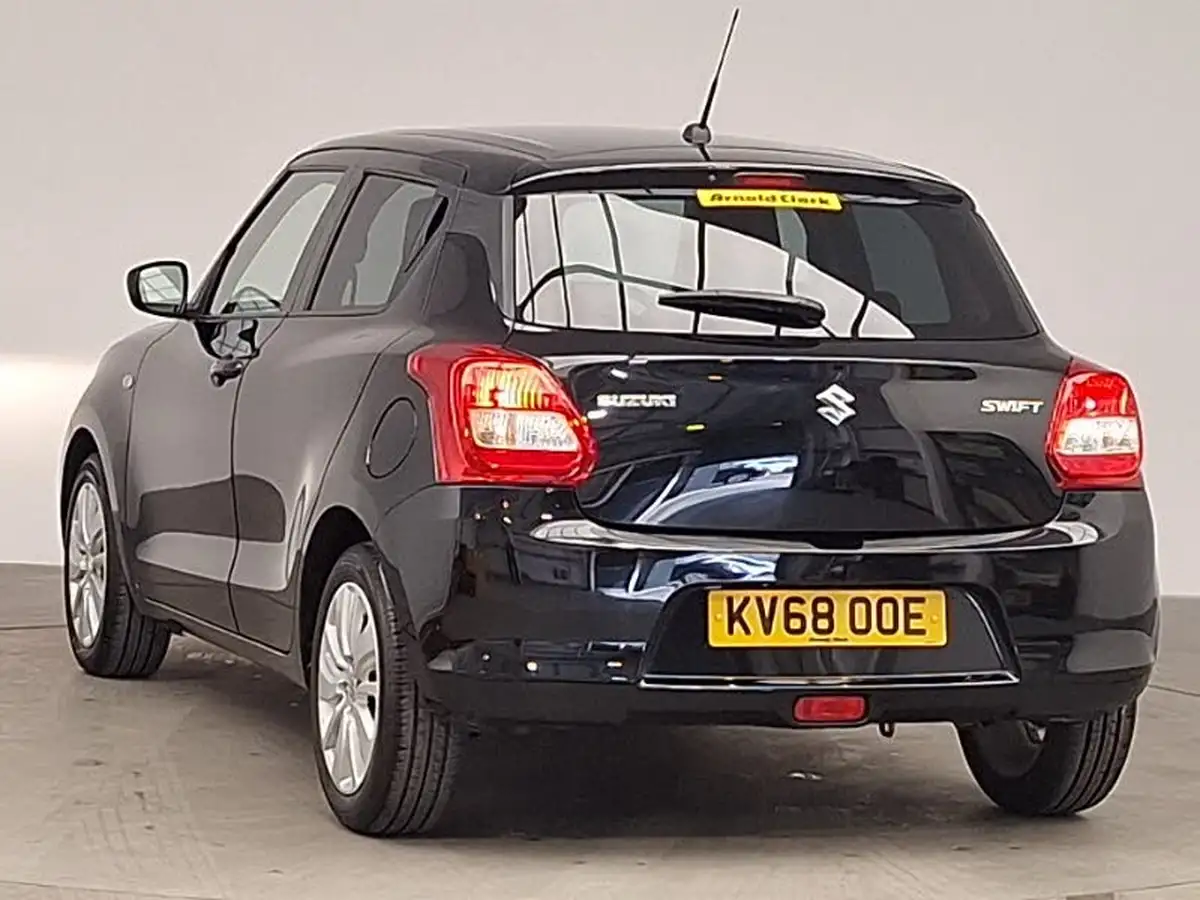 2018-suzuki-swift-10-boosterjet-sz-t-113ps-big-1