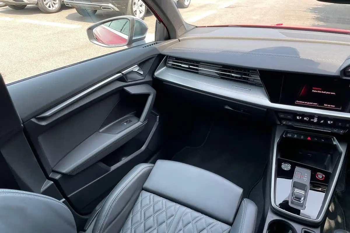2021-audi-s3-20-tfsi-sportback-5d-big-31