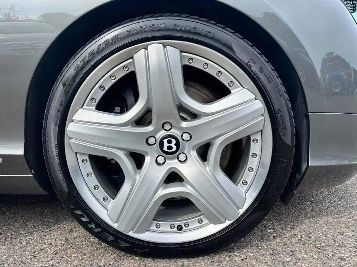 2013-bentley-continental-60-gtc-big-23