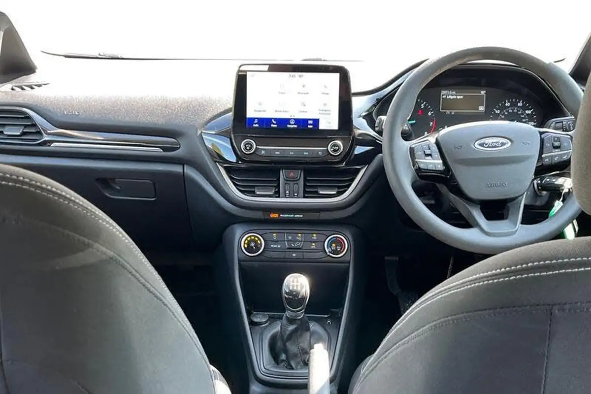 2022-ford-fiesta-11-ti-vct-trend-3d-big-9