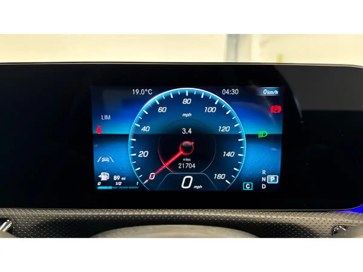 2021-mercedes-benz-a-class-13-a180-amg-line-executive-edition-hatchback-5d-7g-dct-big-17