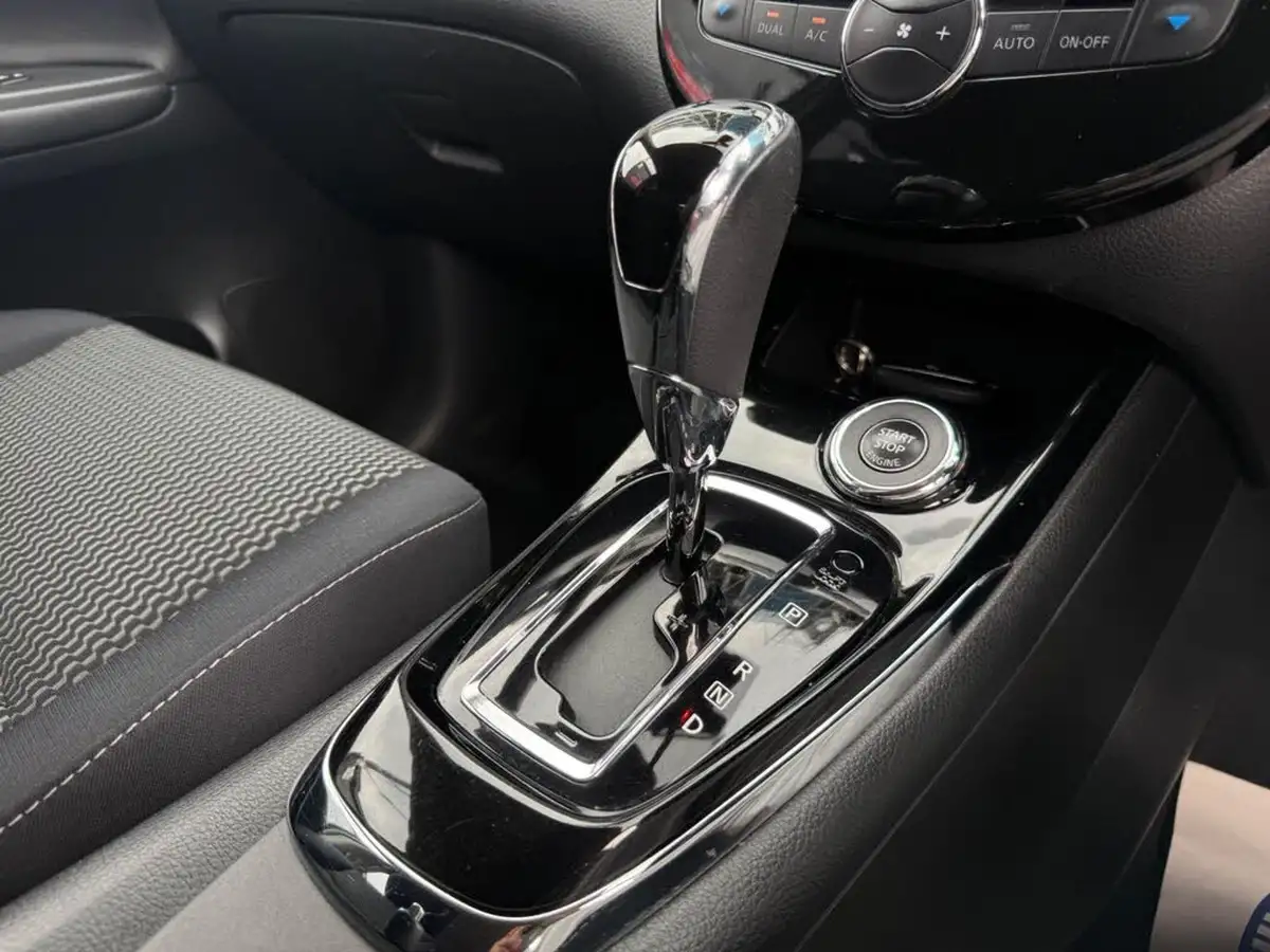 2015-nissan-pulsar-12-n-tec-xtronic-big-44