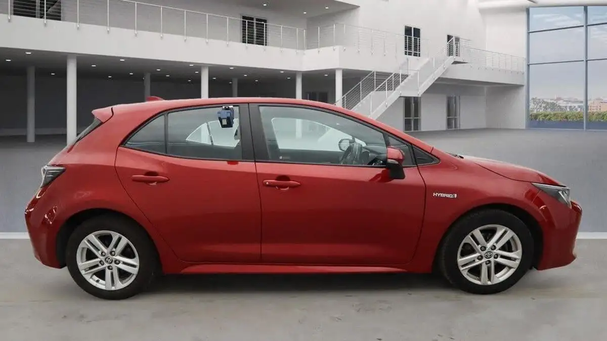 2021-toyota-corolla-18-vvt-i-icon-spare-wheel-hatchback-5d-big-4