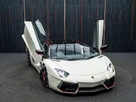 2016-lamborghini-aventador-65-lp-750-4-superveloce-coupe-small-4