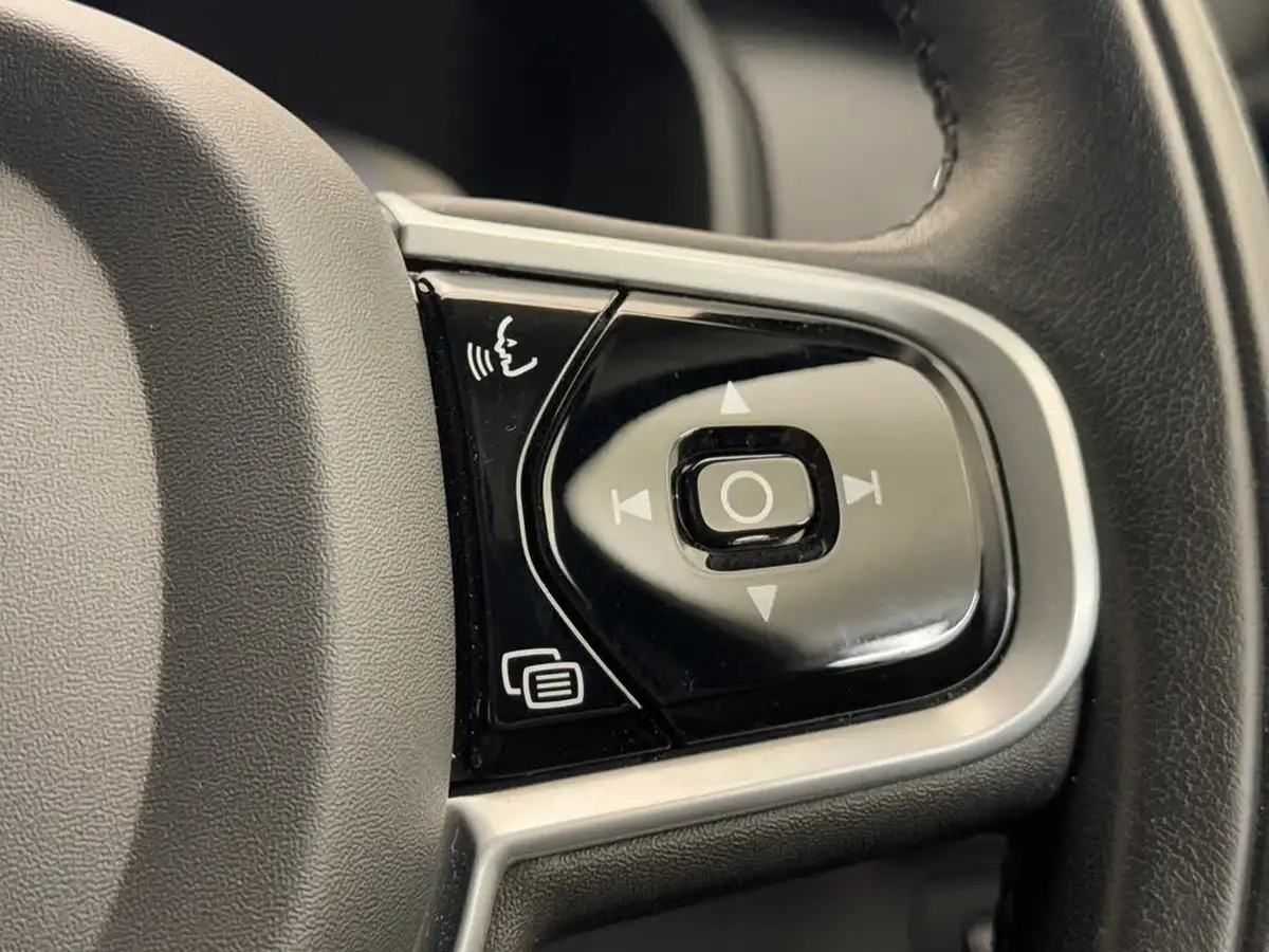 2020-volvo-xc90-20-b5-inscription-big-37