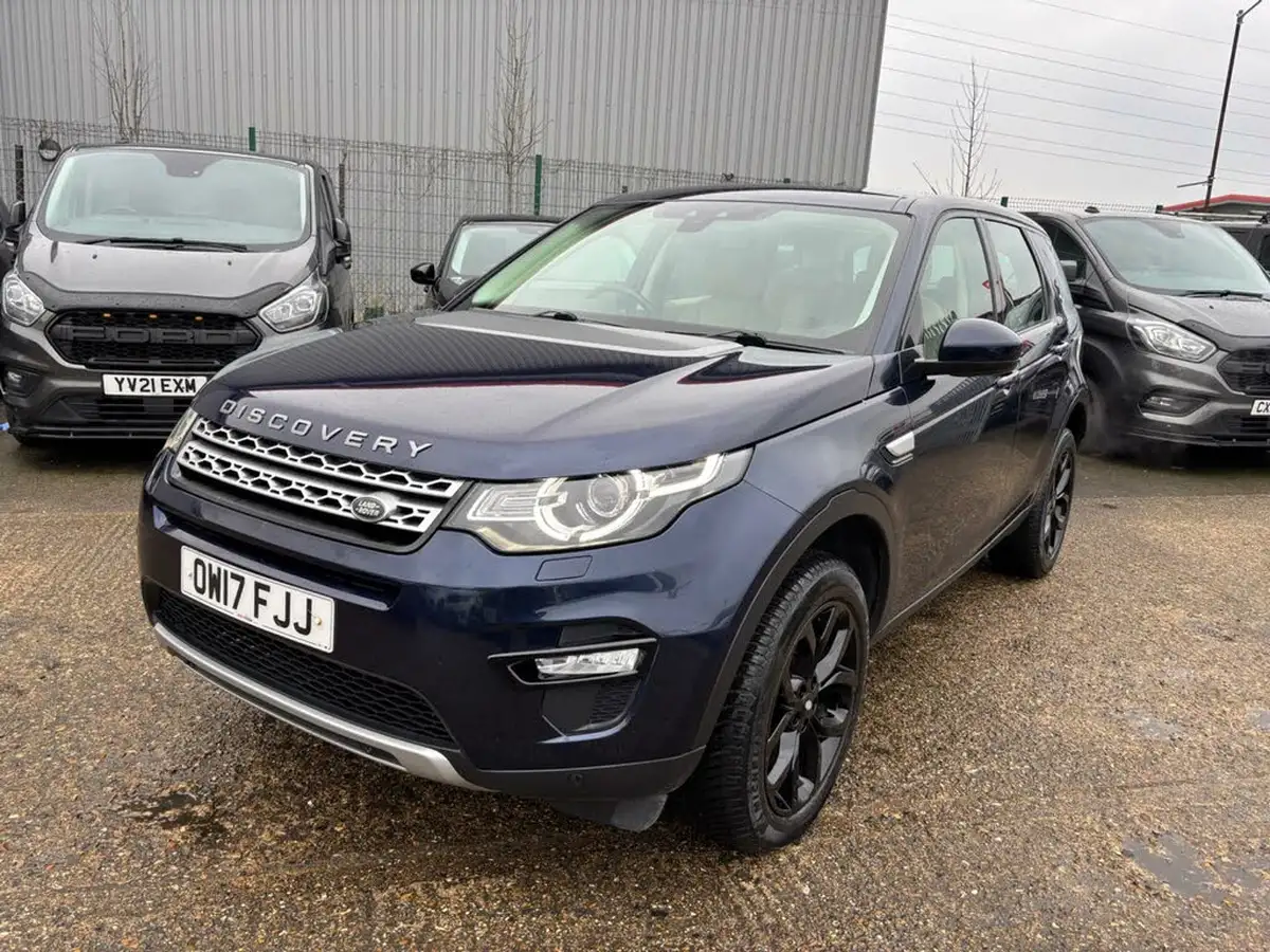 2017-land-rover-discovery-sport-20td4-hse-182ps-suv-auto-big-1