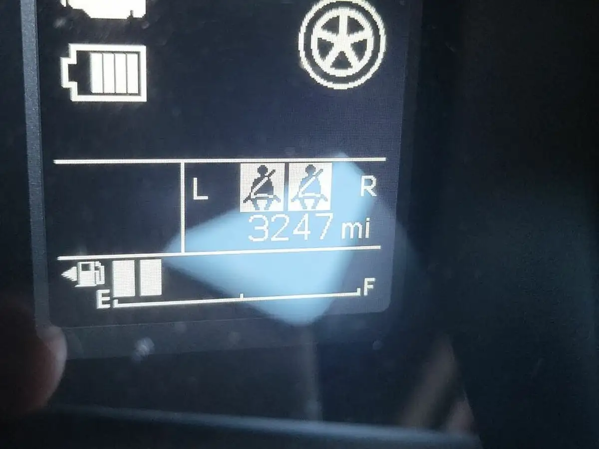 2023-suzuki-ignis-12-dualjet-sz-t-big-13