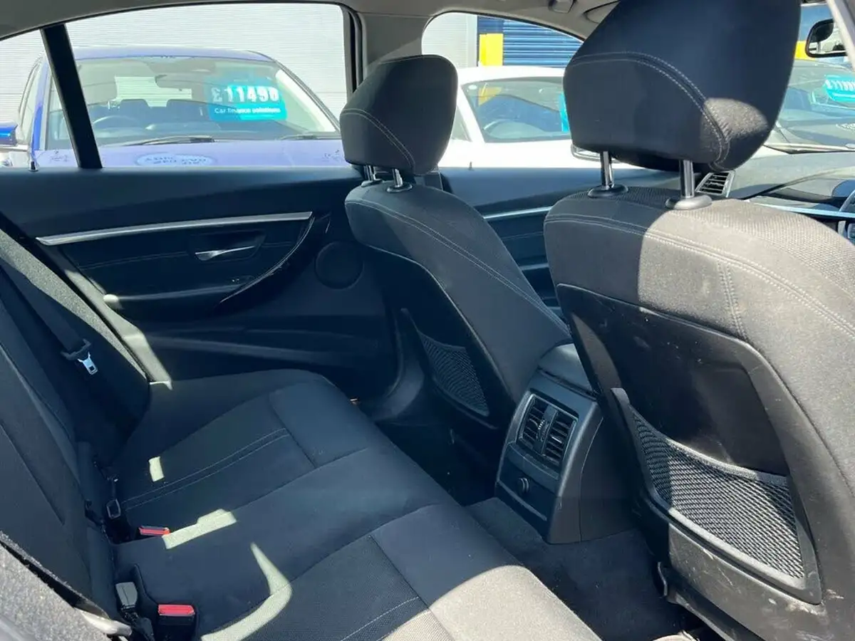 2018-bmw-3-series-20-330e-sport-big-7