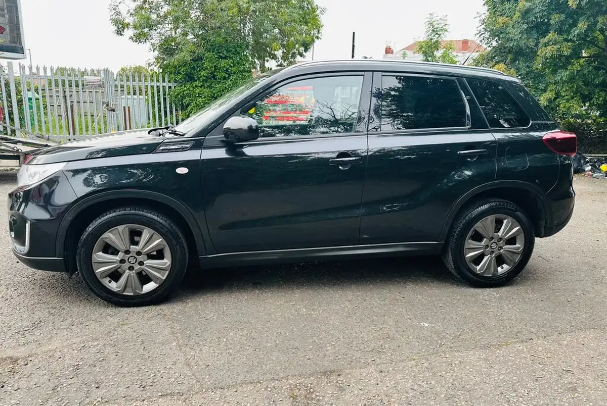 2020-suzuki-vitara-14-boosterjet-sz-t-140ps-auto-big-18