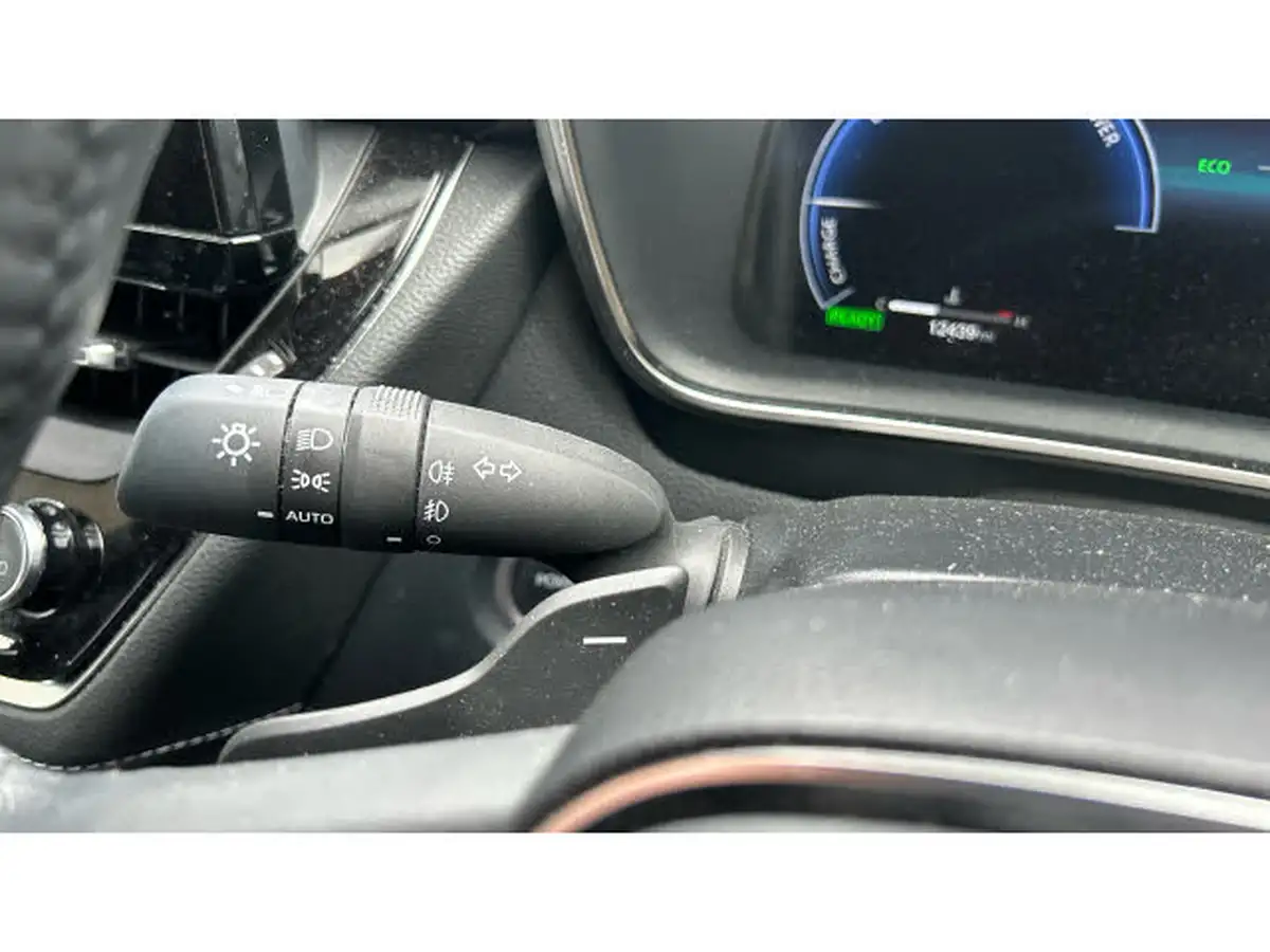 2023-toyota-corolla-20-vvt-i-excel-193bhp-hatchback-big-20