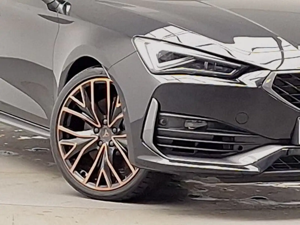 2024-cupra-leon-nf-20-tsi-vz3-design-edition-300ps-hatchback-big-8