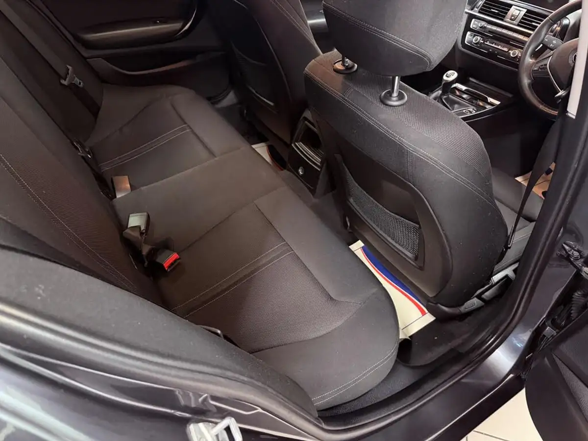 2018-bmw-1-series-15-118i-se-5d-big-18