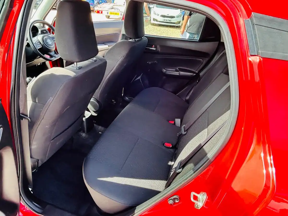 2020-suzuki-swift-12-dualjet-sz-t-90ps-1242cc-big-12