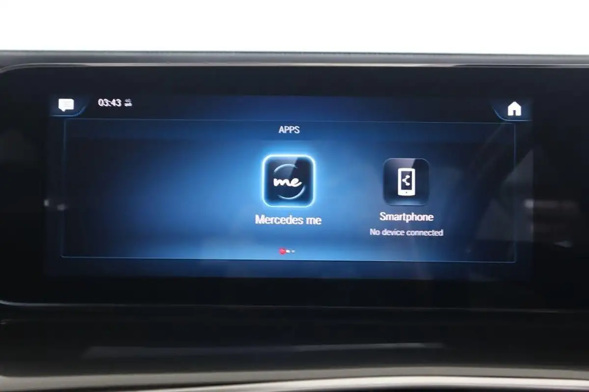 2021-mercedes-benz-eqc-e-eqc-400-amg-line-premium-big-43