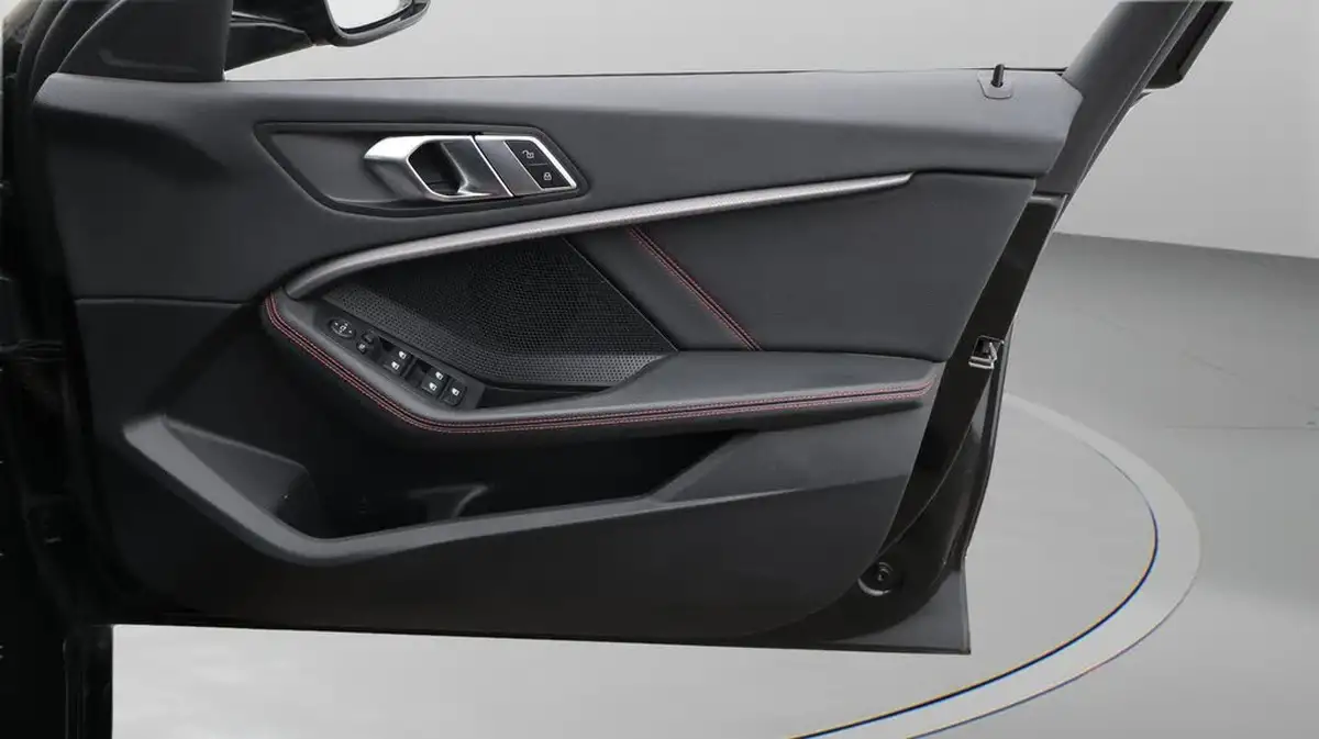 2021-bmw-1-series-20-128ti-lcp-big-15