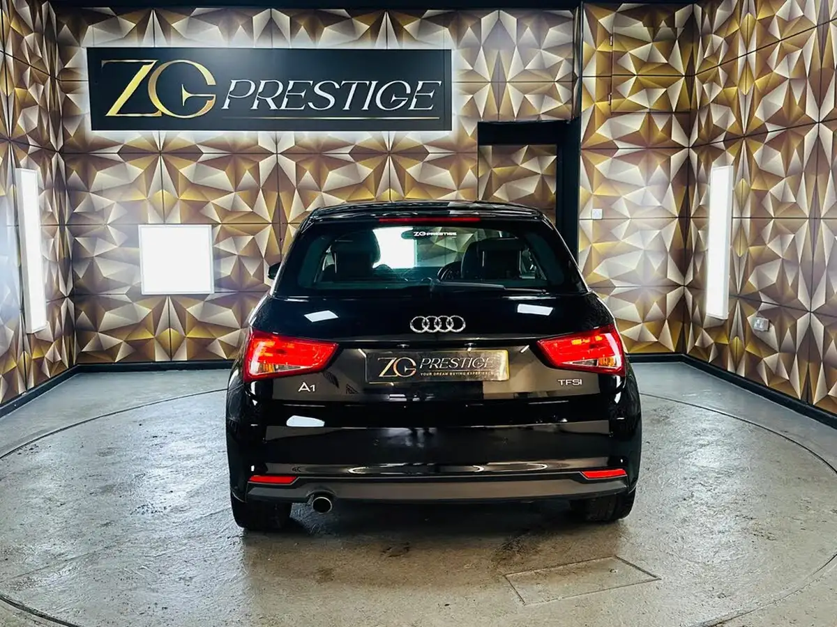 2017-audi-a1-10-tfsi-sport-hatchback-3d-big-4