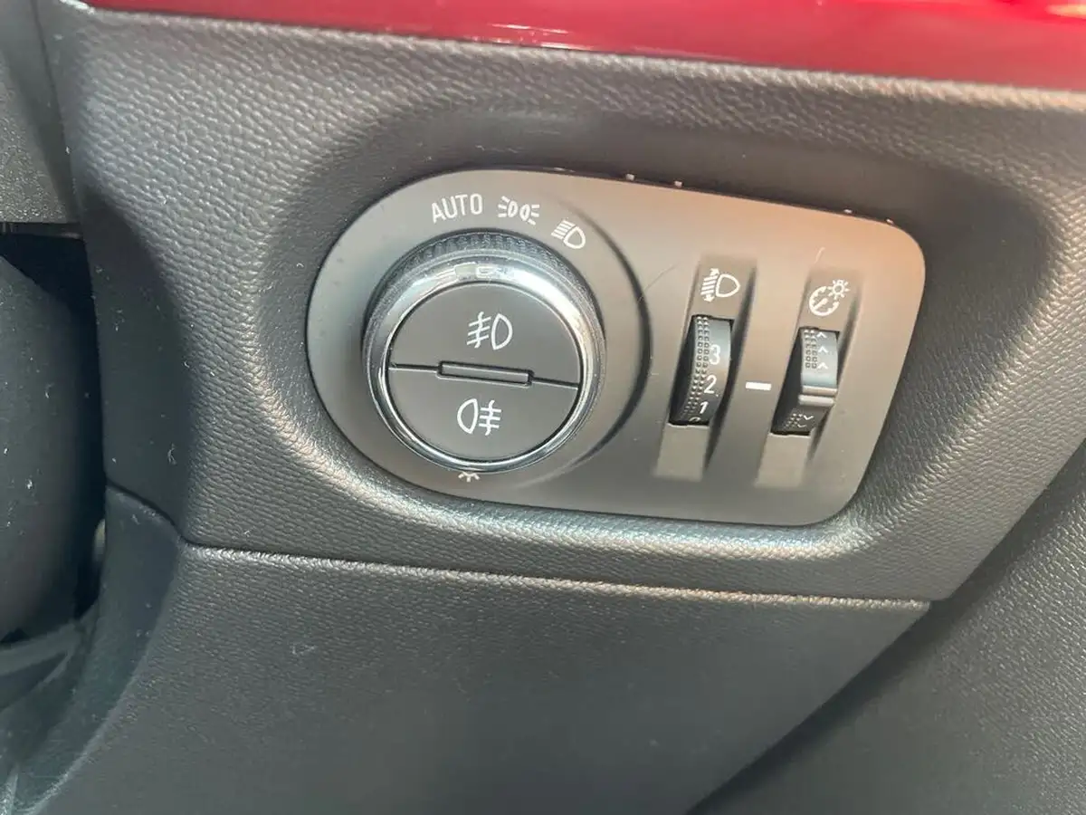 2021-vauxhall-mokka-12-sri-nav-premium-100ps-big-21