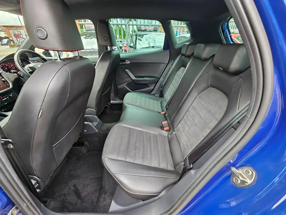 2018-seat-arona-16tdi-fr-sport-big-30