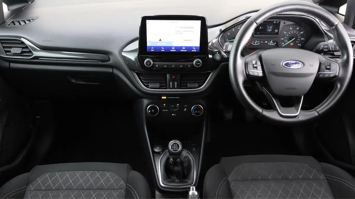 2020-ford-fiesta-big-13
