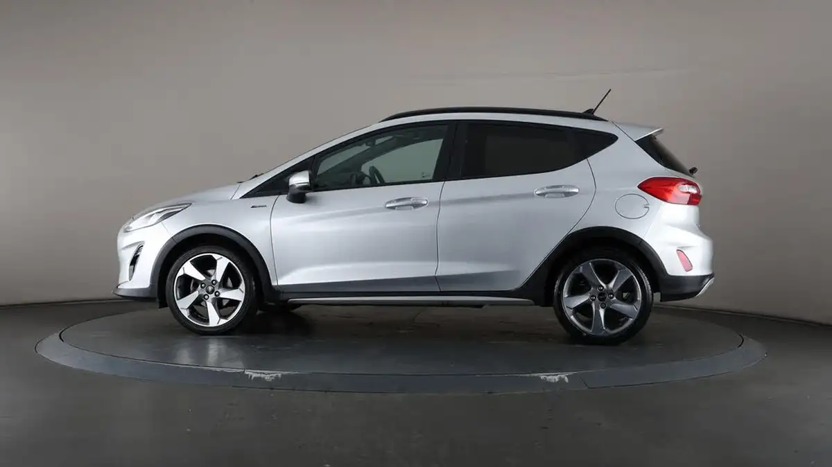 2020-ford-fiesta-big-37