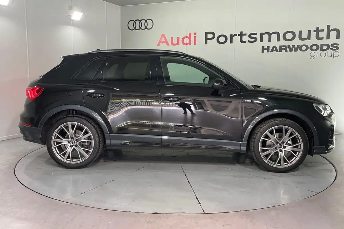 2025-audi-q3-15-35-tfsi-black-edition-station-wagon-s-tronic-big-1