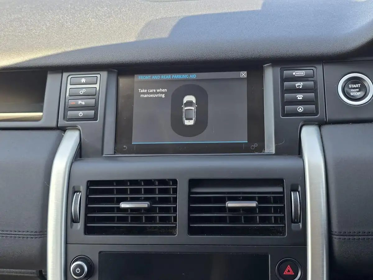 2017-land-rover-discovery-sport-20td4-se-tech-180ps-station-wagon-auto-big-36