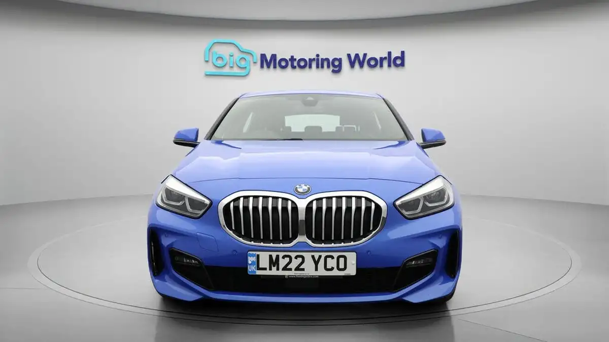 2022-bmw-1-series-15-118i-m-sport-lcp-dct-big-2