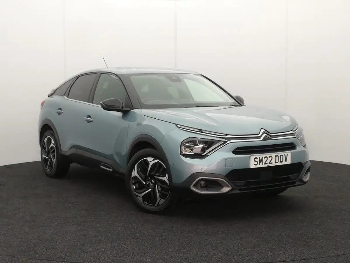 2022-citroen-c4-12-puretech-shine-130ps-big-0