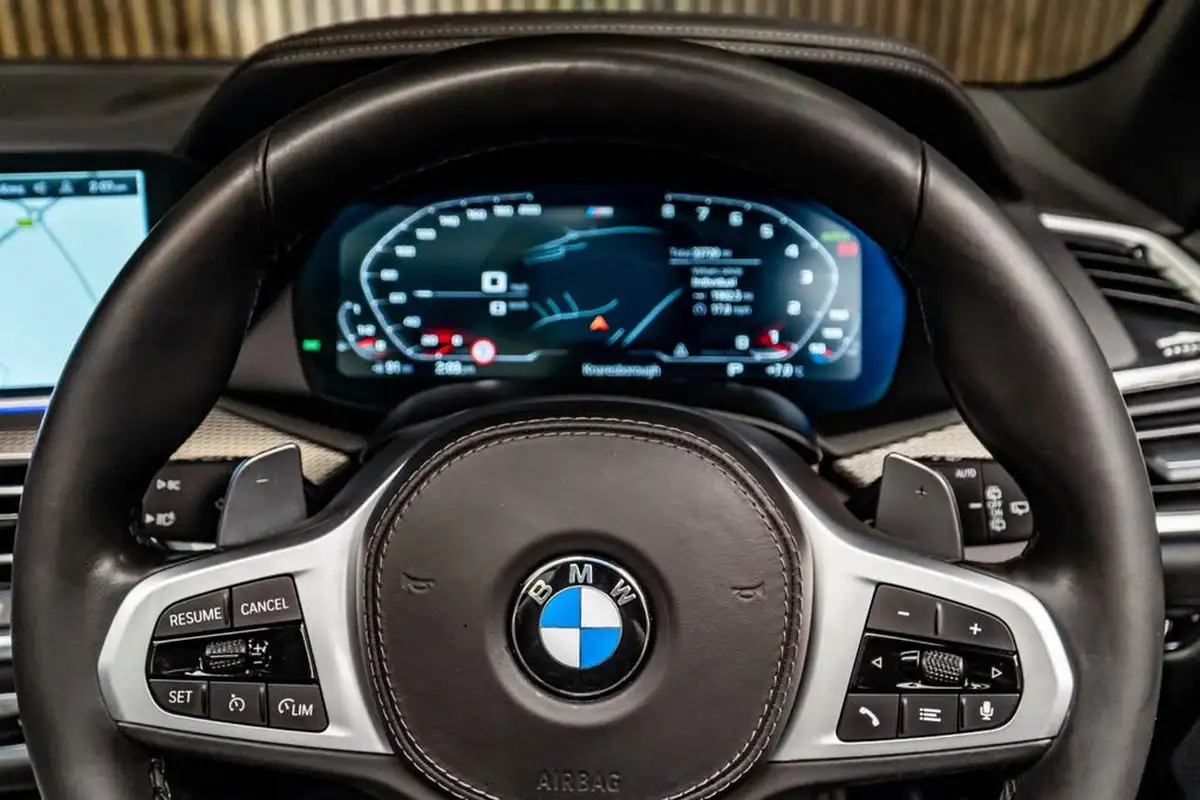 2020-bmw-x5-30td-m50d-big-32