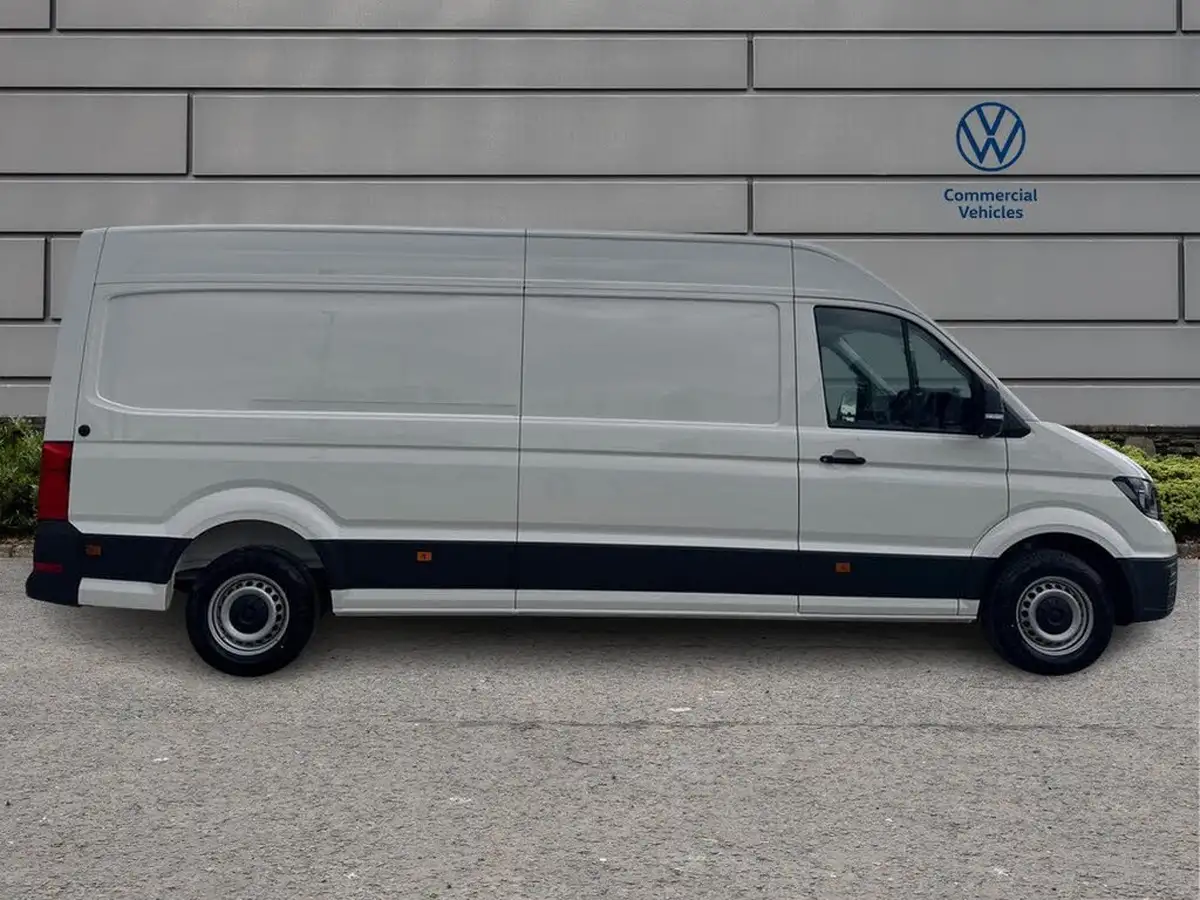 2025-volkswagen-crafter-big-13