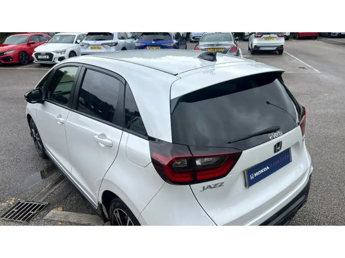 2023-honda-jazz-15-i-mmd-advance-sport-big-33