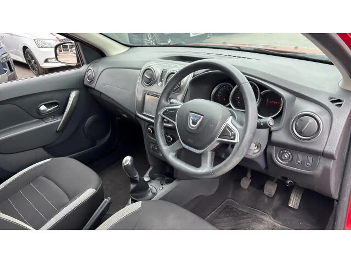 2018-dacia-sandero-stepway-15dci-laureate-big-10