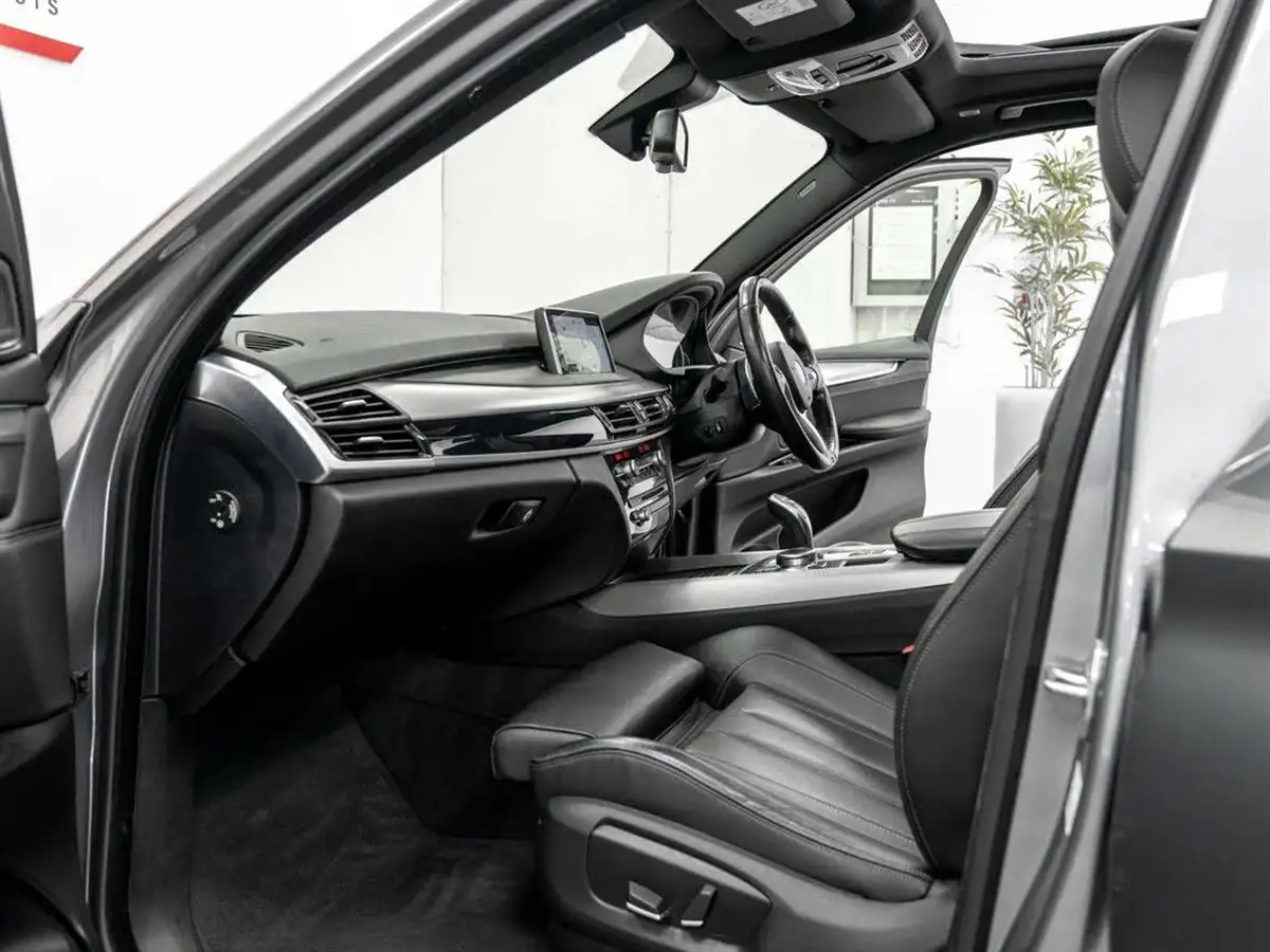 2018-bmw-x5-big-15