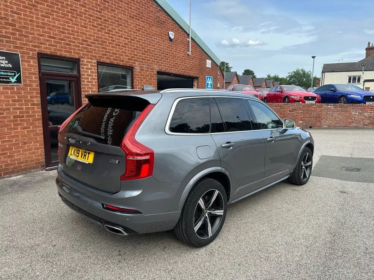 2019-volvo-xc90-20td-d5-r-design-big-55