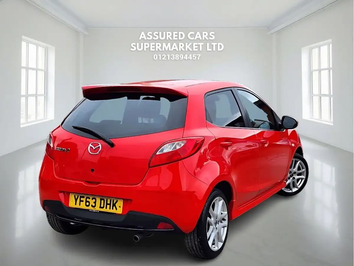 2014-mazda-mazda2-13-tamura-5d-big-4