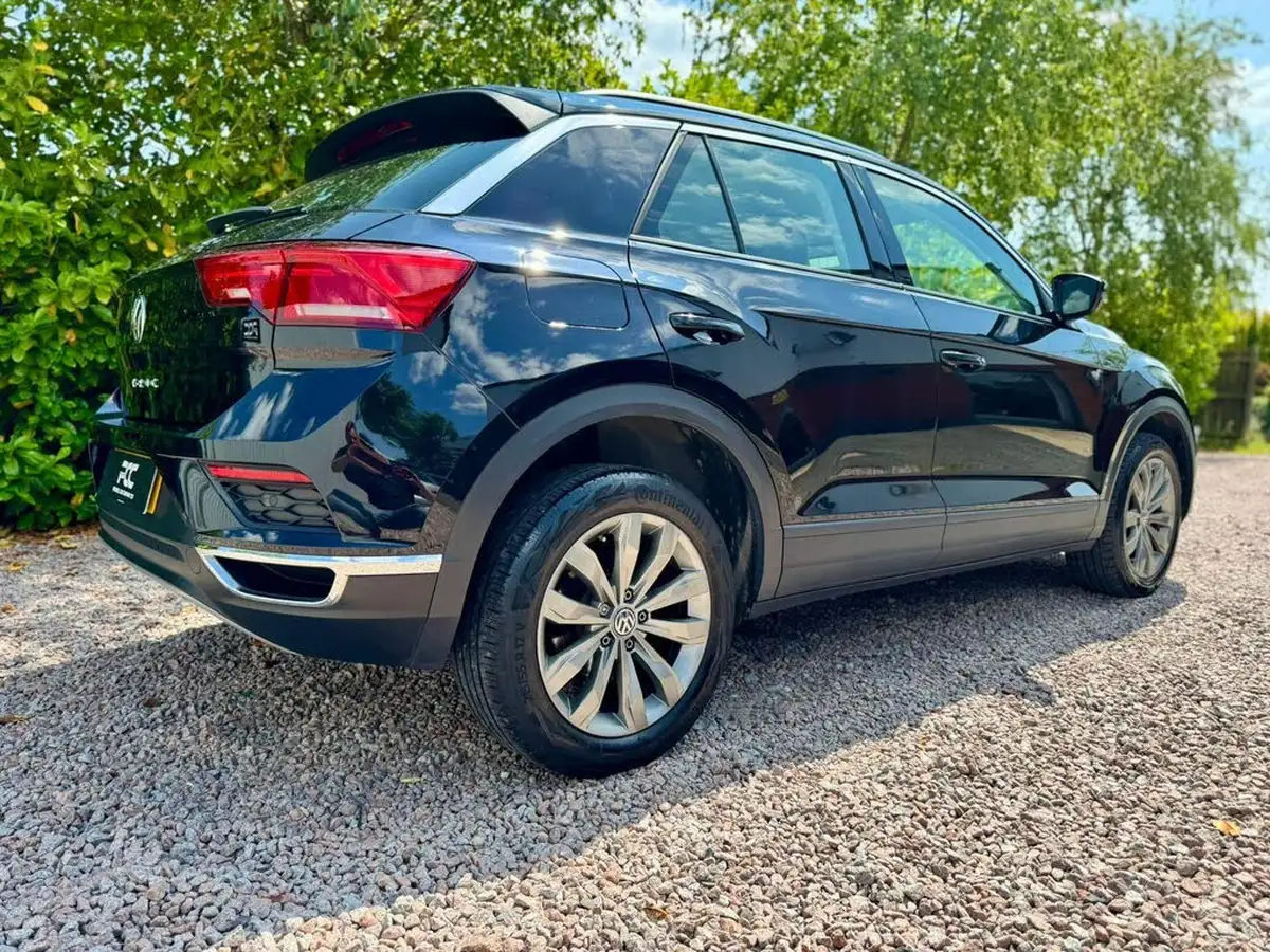 2020-volkswagen-t-roc-15-tsi-se-big-16