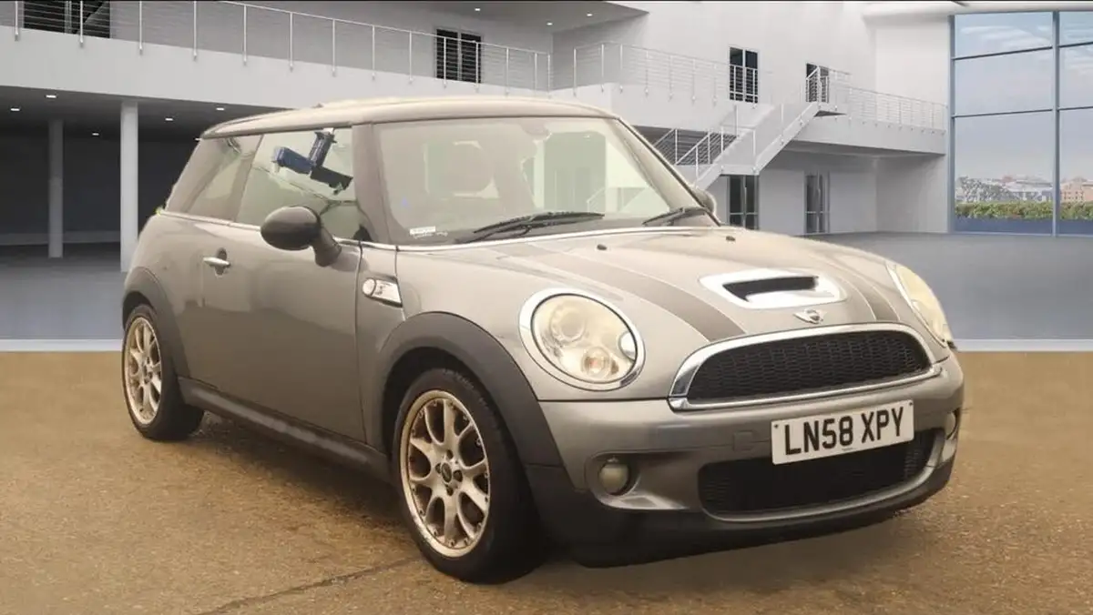 2008-mini-cooper-16-cooper-s-175bhp-hatchback-3d-big-0
