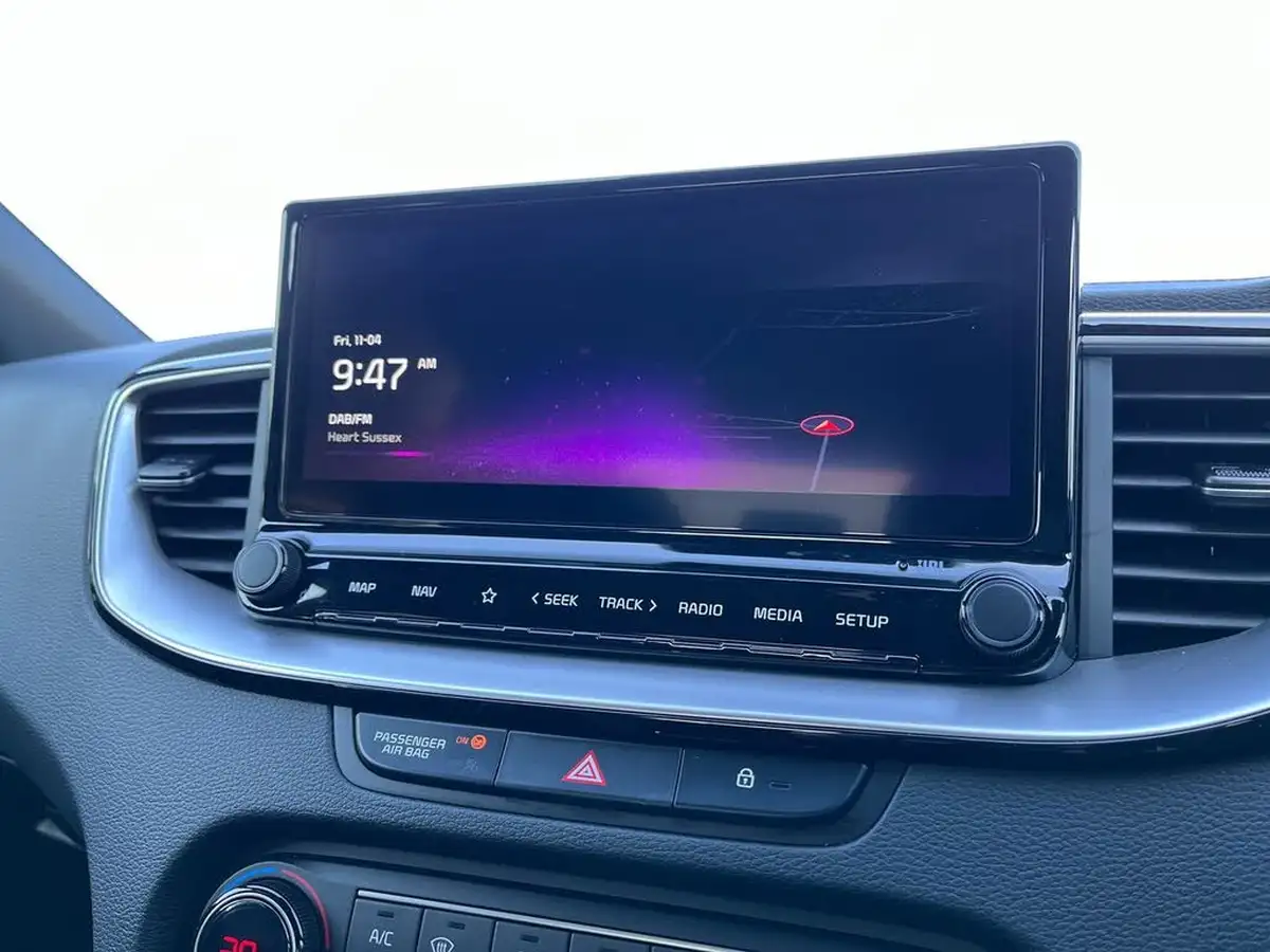 2022-kia-xceed-15-t-gdi-gt-line-s-big-18