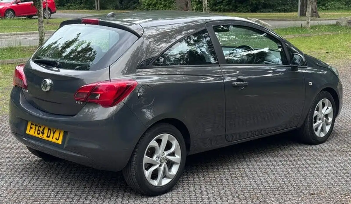 2014-vauxhall-corsa-13cdti-excite-acss-3d-big-8