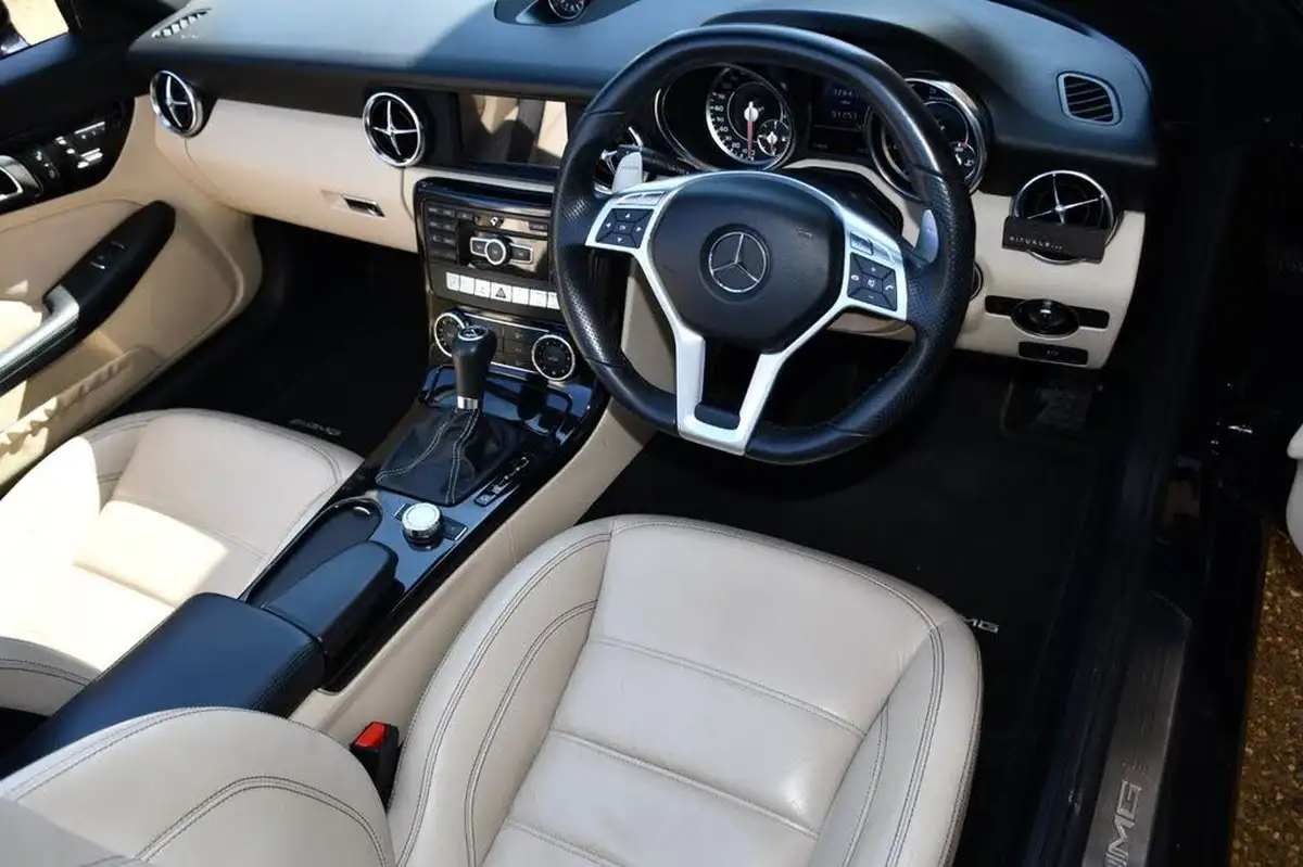 2012-mercedes-benz-slk-55-slk55-amg-big-33
