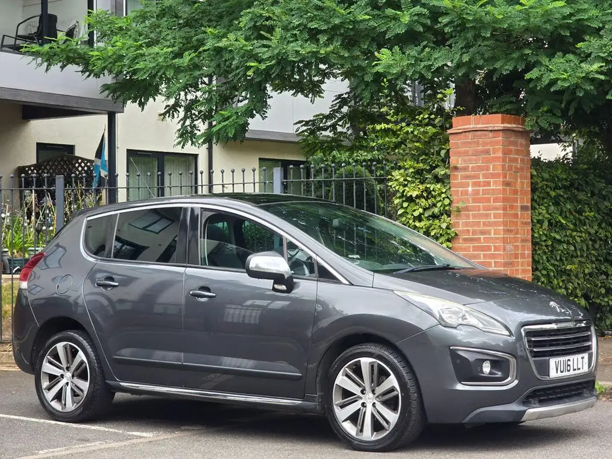 2016-peugeot-3008-crossover-16bluehdi-allure-big-46